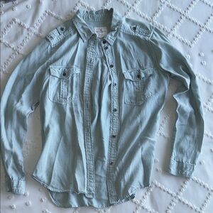 American Eagle Outfitters boyfriend style '' Shirt